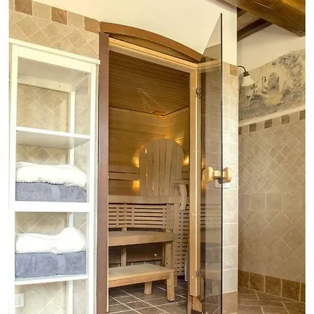 Wood, Valle D'orza Villa *